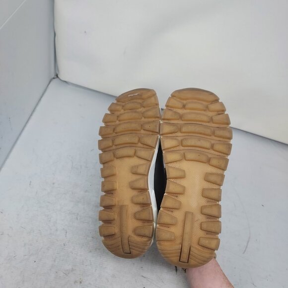 Prada Black Triangle  Logo Runner WOMENS Sneaker - Picture 2 of 12